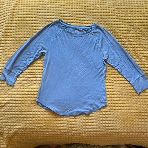 xs 3/4 sleeve shirt blue